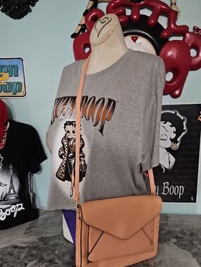 Apt. 9 Peach-Tan Crossbody Envelope Bag with Gold Hardware